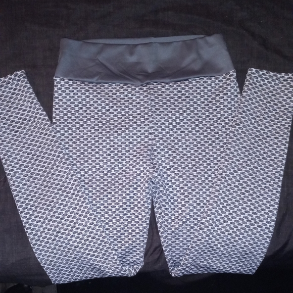 Womens Bombut leggings - Picture 3 of 3